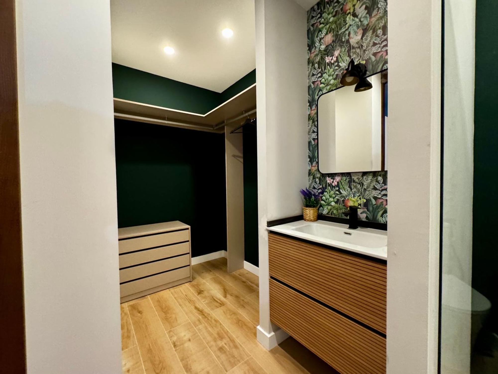 Urban Pulses Buhaira Seville Exterior photo